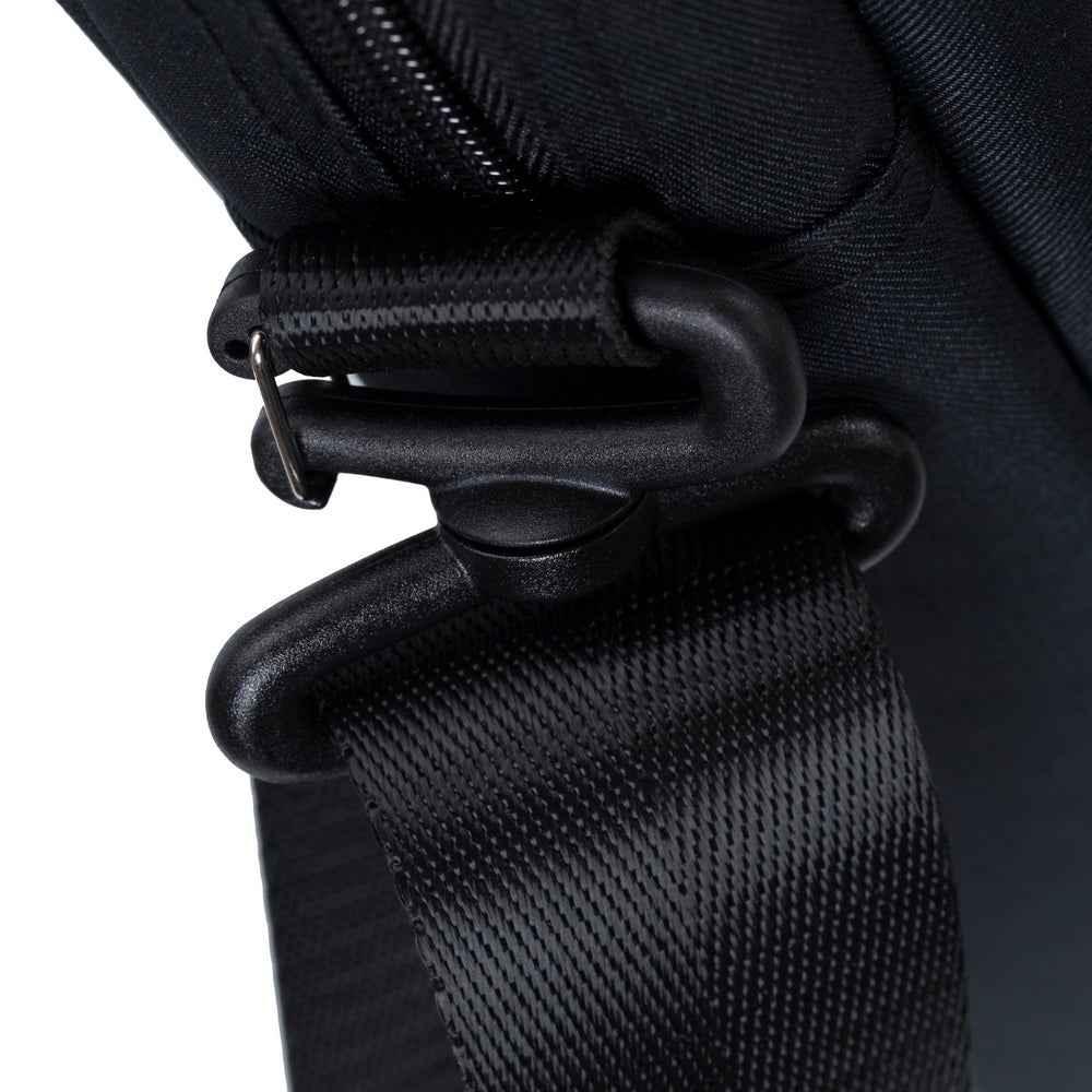Rivacase 8335 Black Laptop Bag 15,6 Rivacase 8335 Black Laptop Bag 15,6